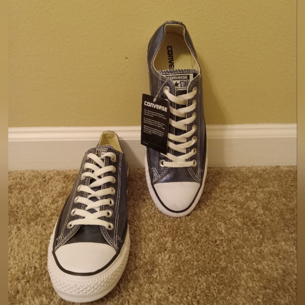 Women's Converse sneakers size:11.5